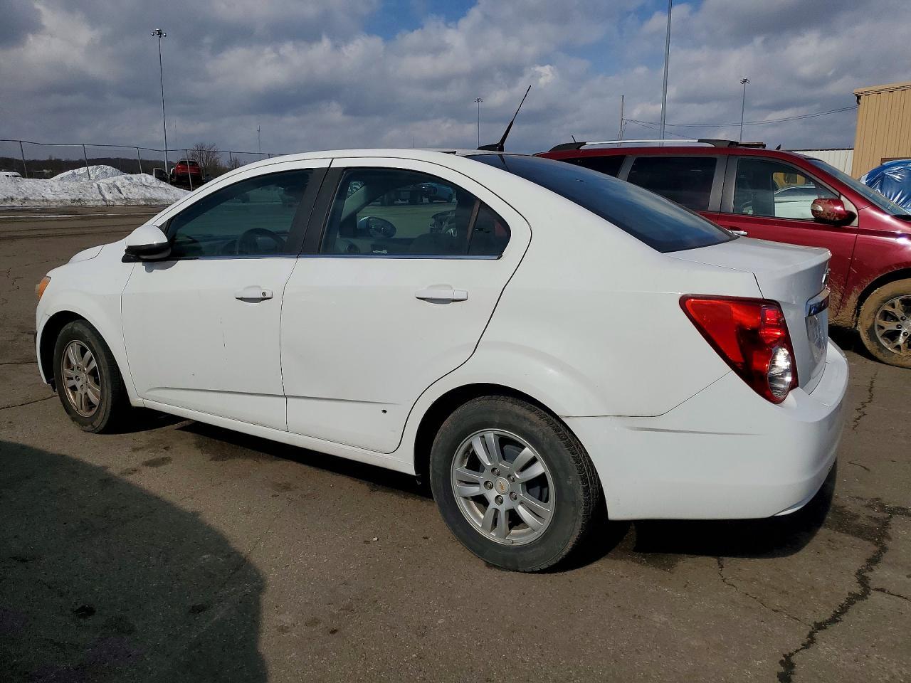 2012 Chevrolet Sonic Lt - Image 2