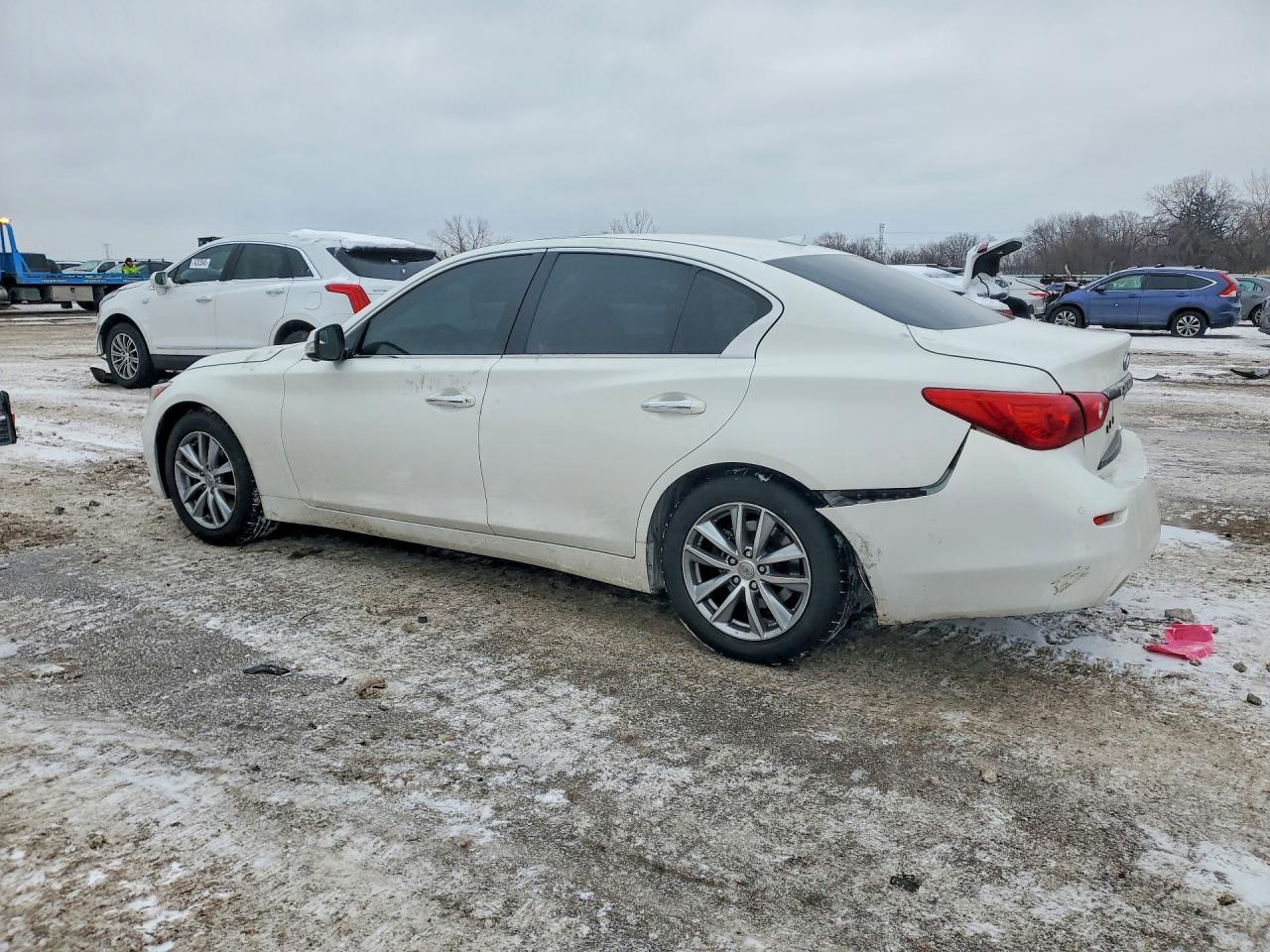 2015 Infiniti Q50 Premium - Фото 2