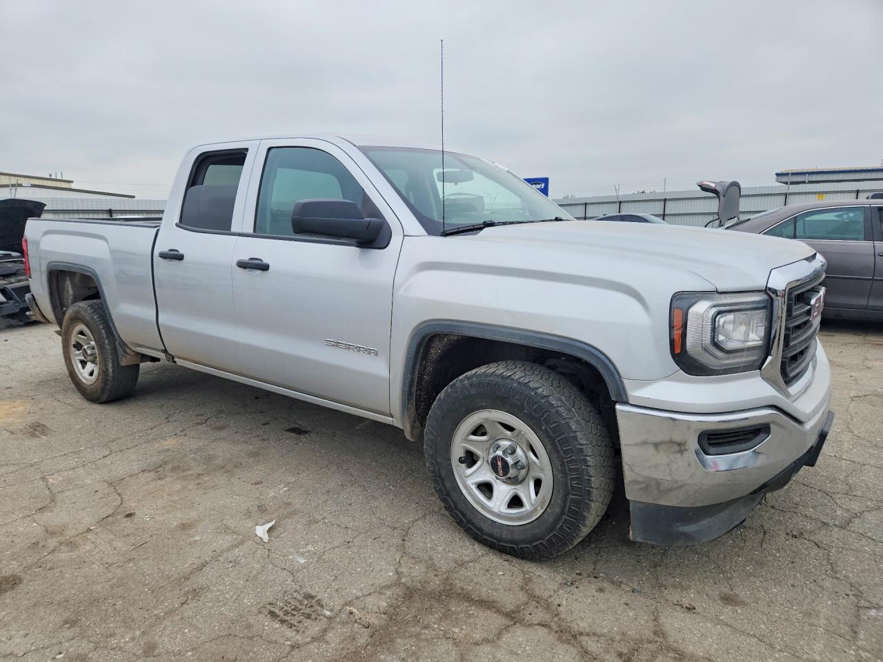 2018 GMC Sierra C1500 - Image 4