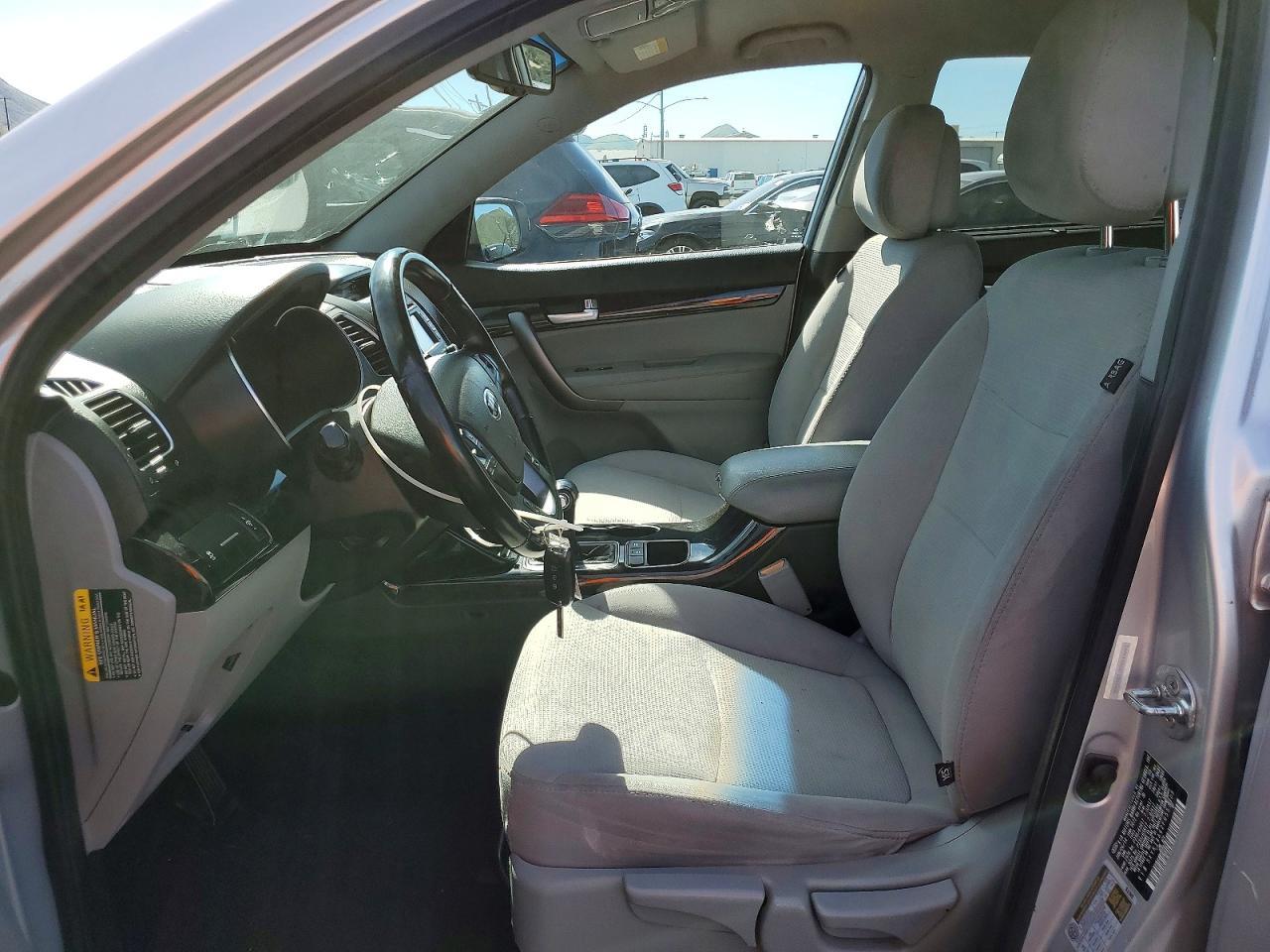 2015 Kia Sorento Lx - Image 7