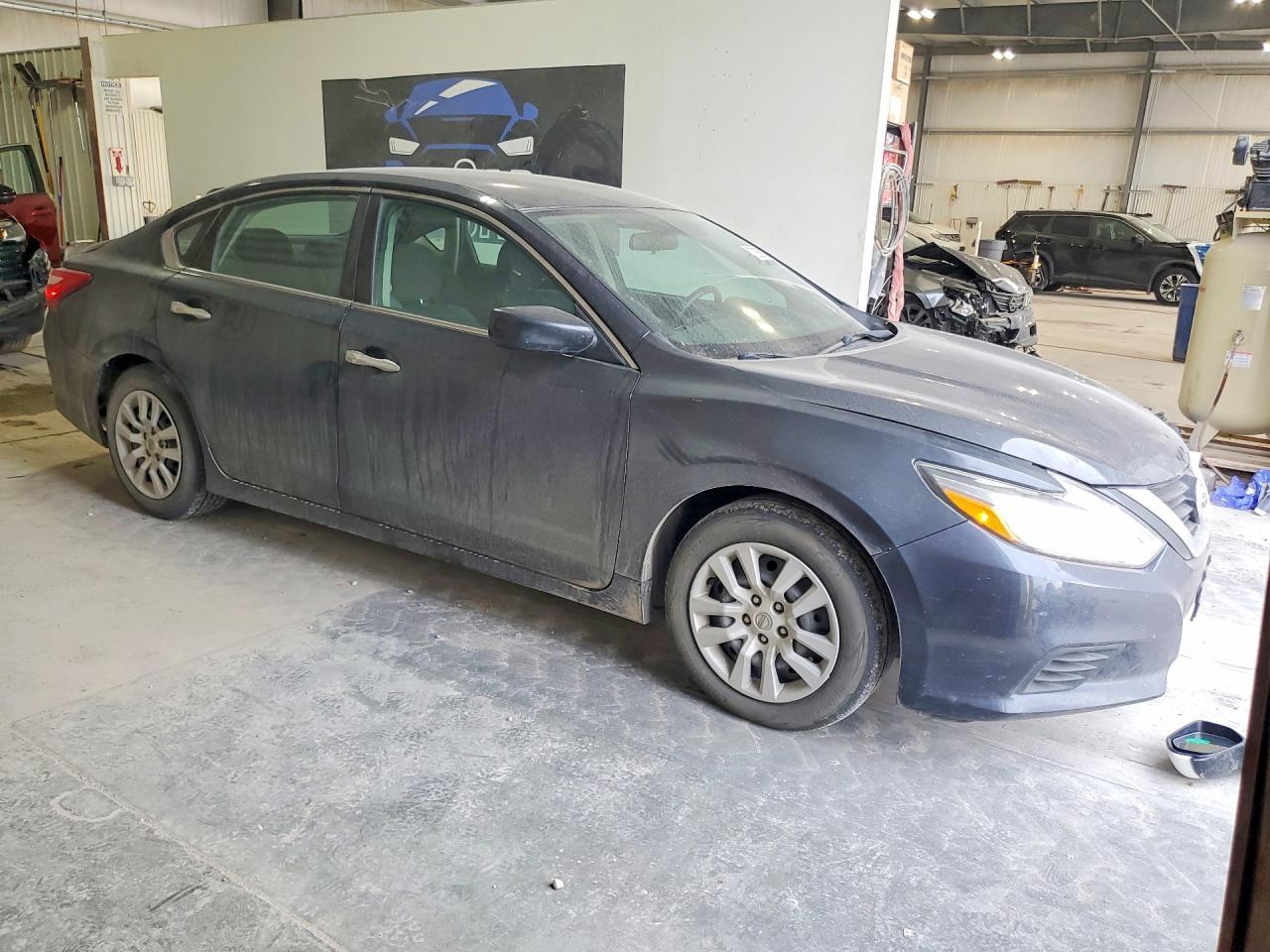 2016 Nissan Altima 2.5 - Фото 4
