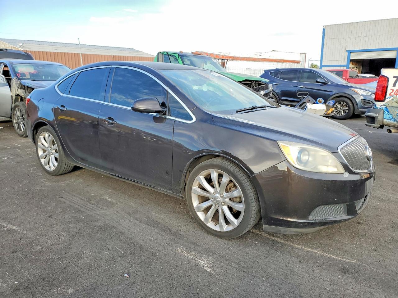 2015 Buick Verano - Image 4