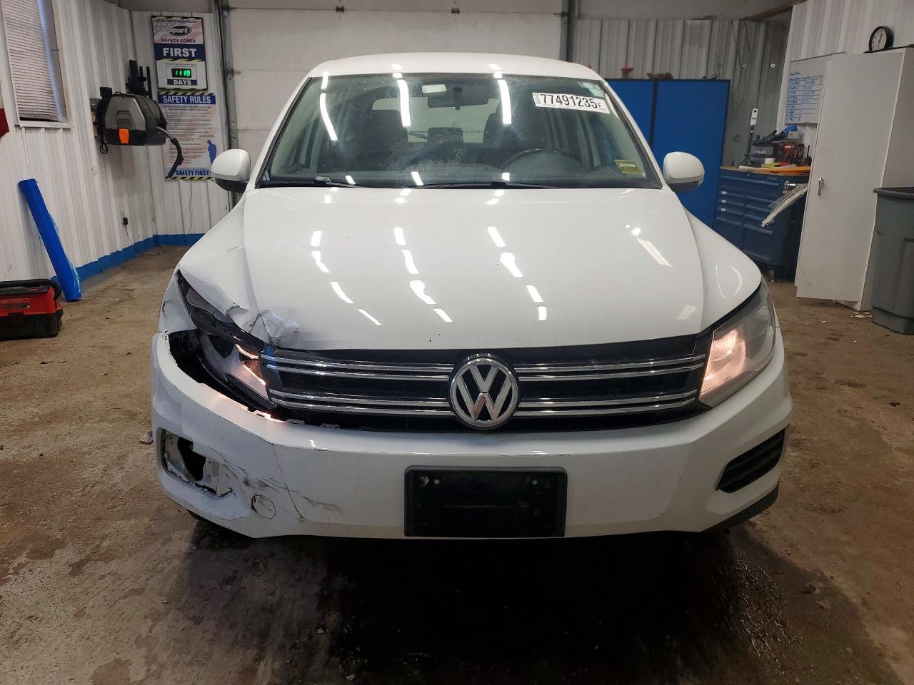 2014 Volkswagen Tiguan S - Фото 5