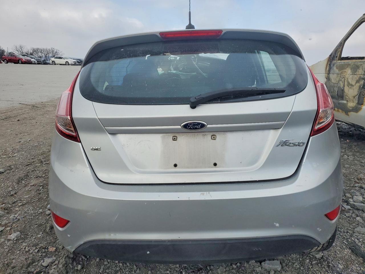 2014 Ford Fiesta Se - Image 6