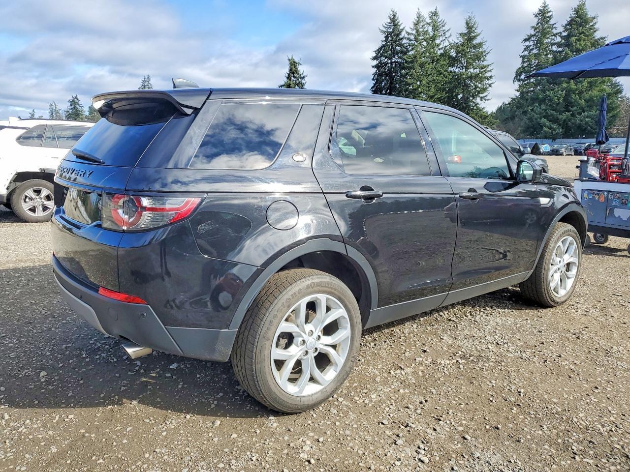 2017 Land Rover Discovery Sport Hse - Image 3
