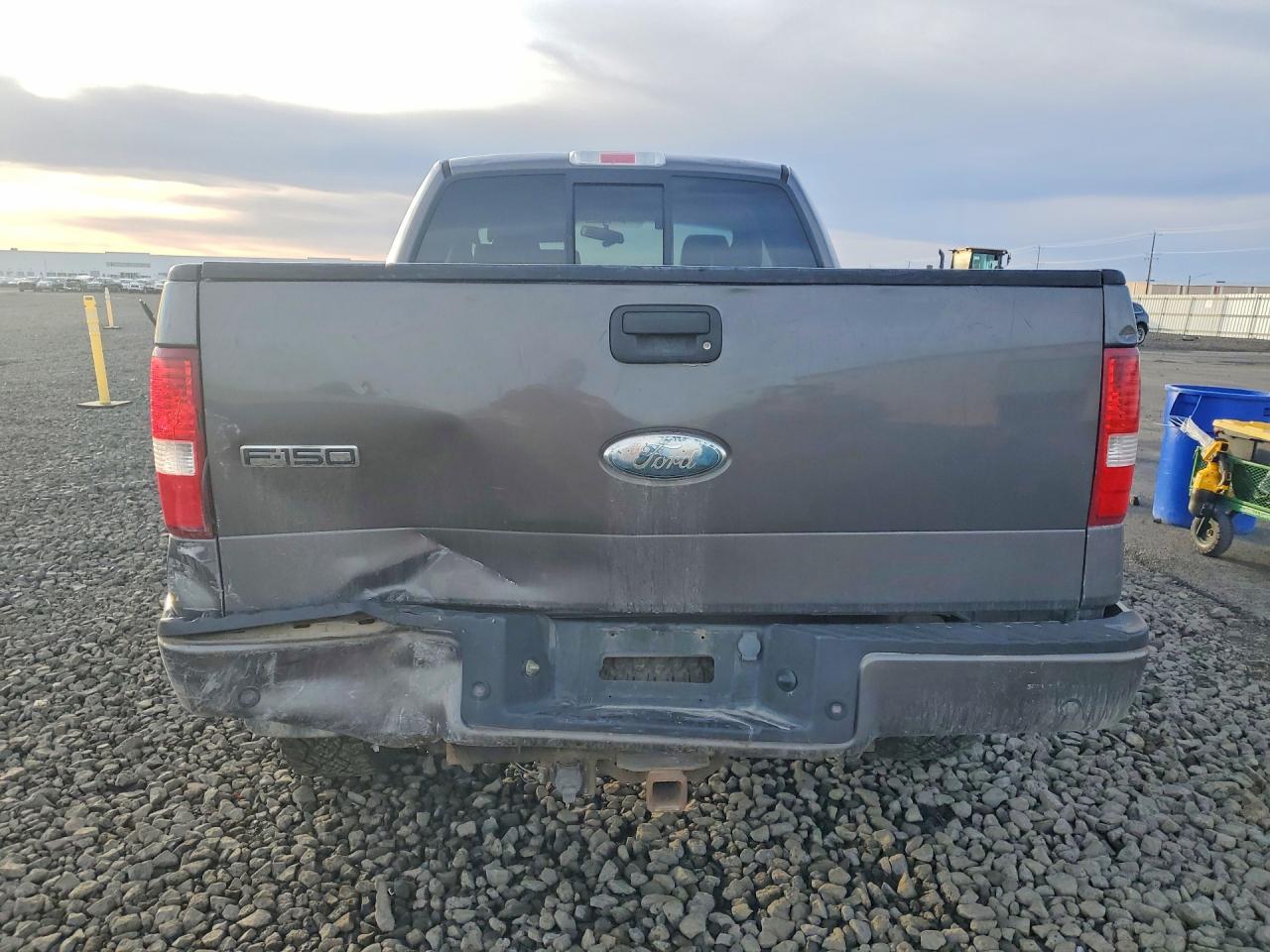 2006 Ford F150 - Image 6