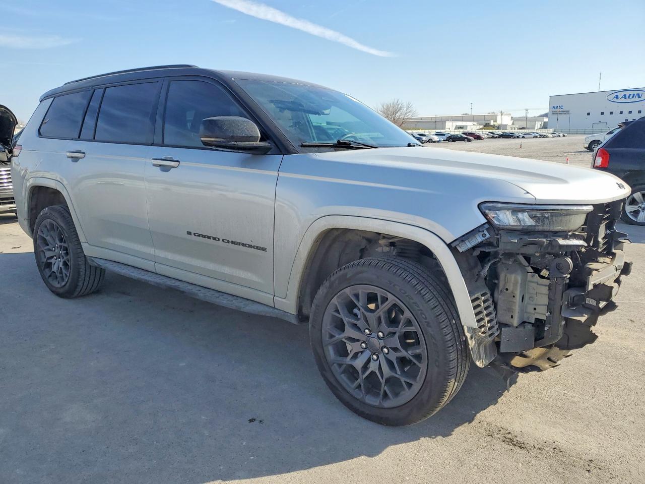 2023 Jeep Grand Cherokee L Summit - Фото 4
