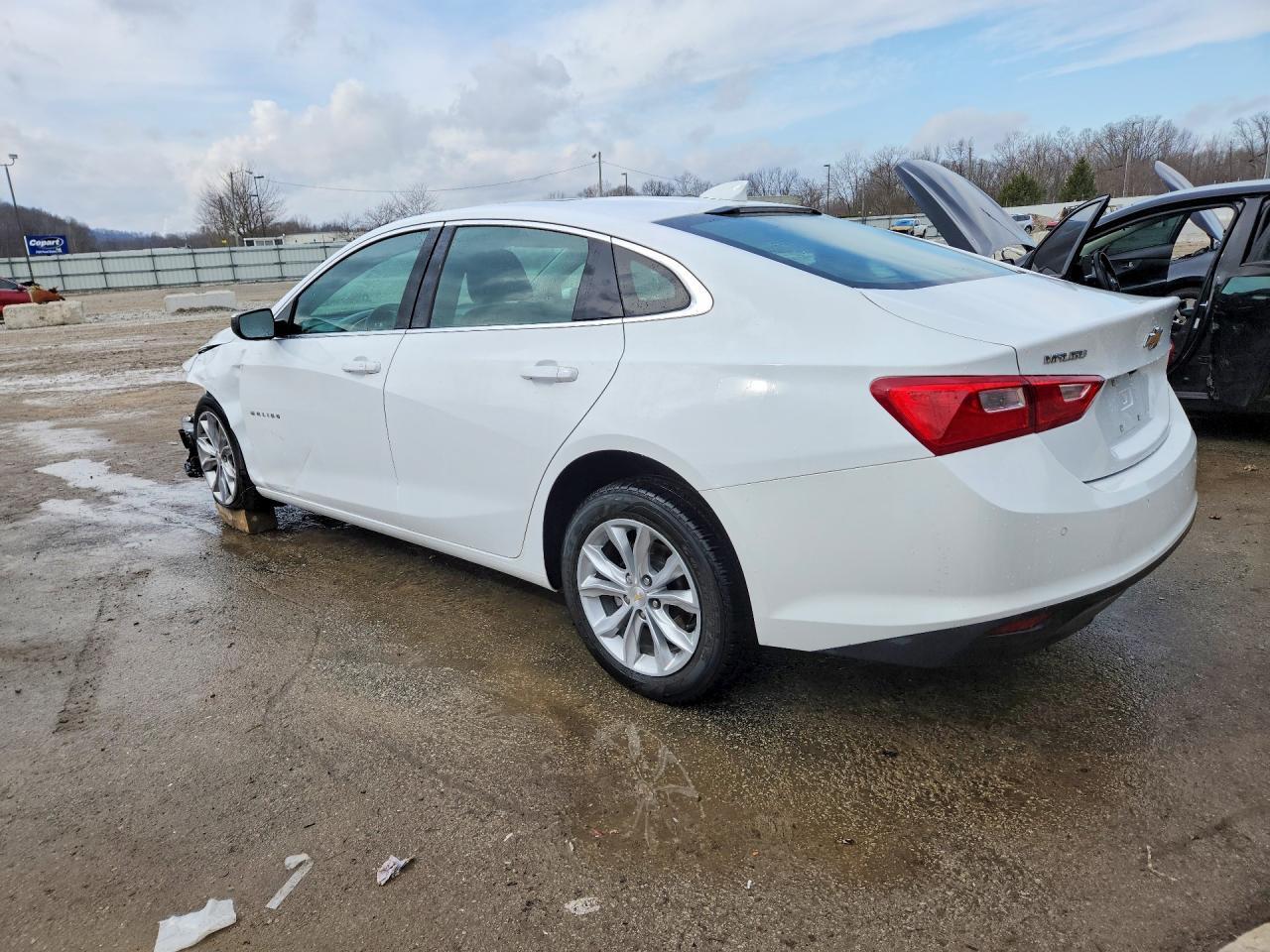 2024 Chevrolet Malibu Lt - Фото 2