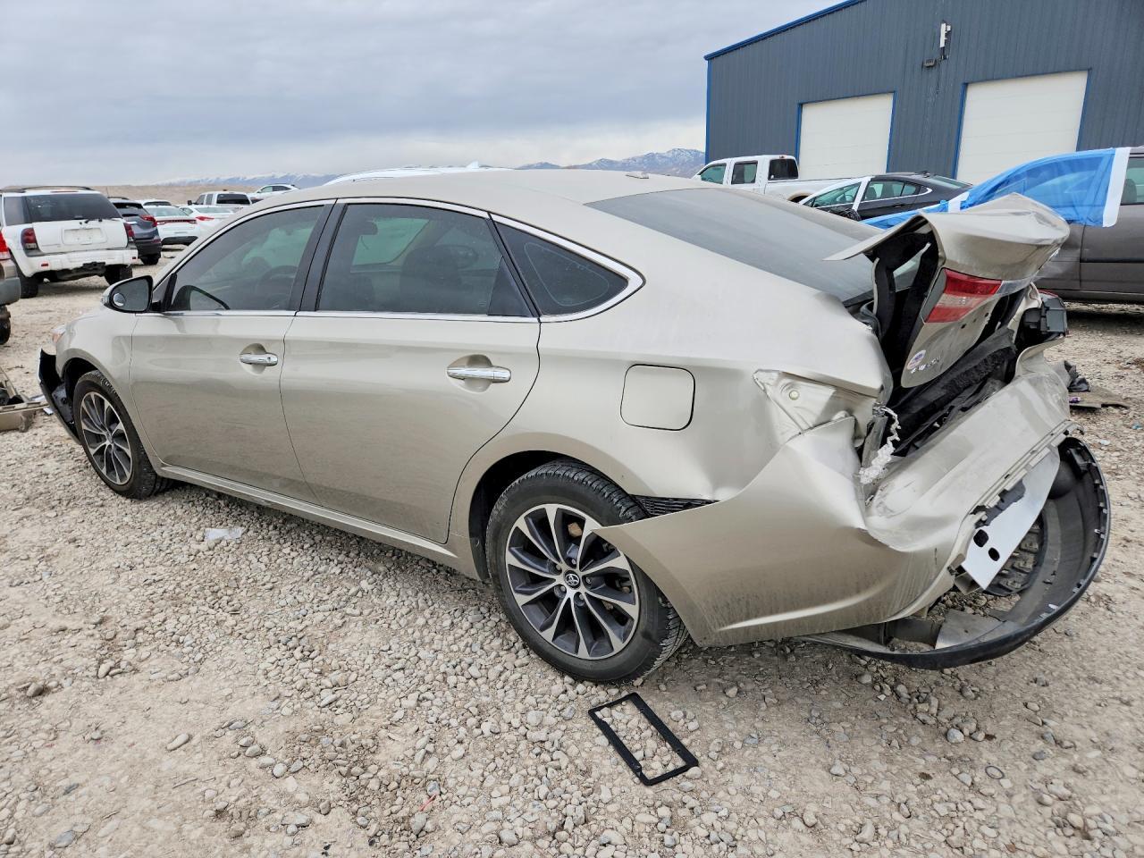2018 Toyota Avalon Xle - Фото 2