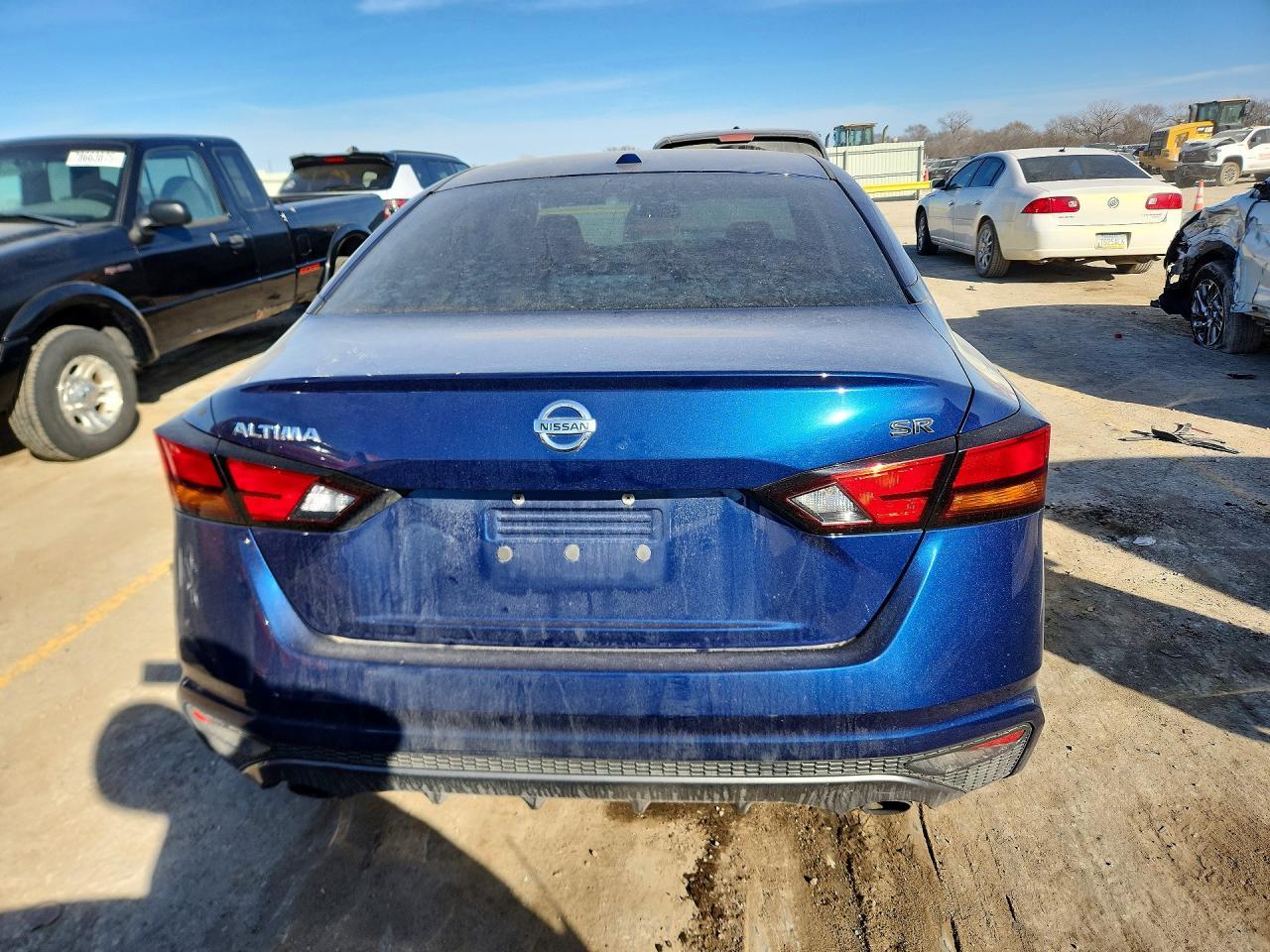 2019 Nissan Altama - Image 6