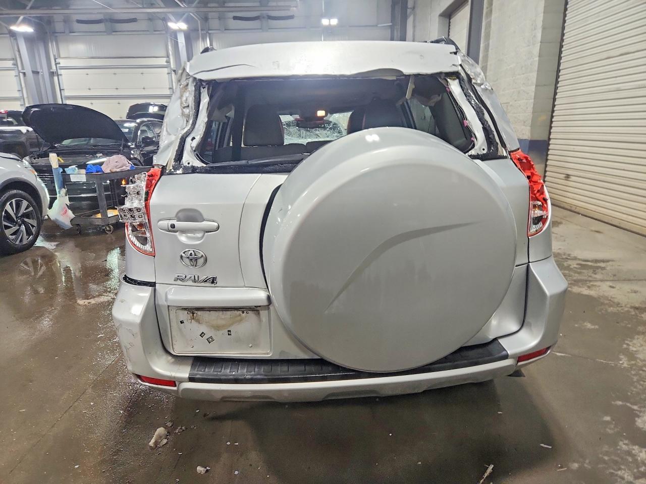 2012 Toyota Rav4 Limited - Фото 6
