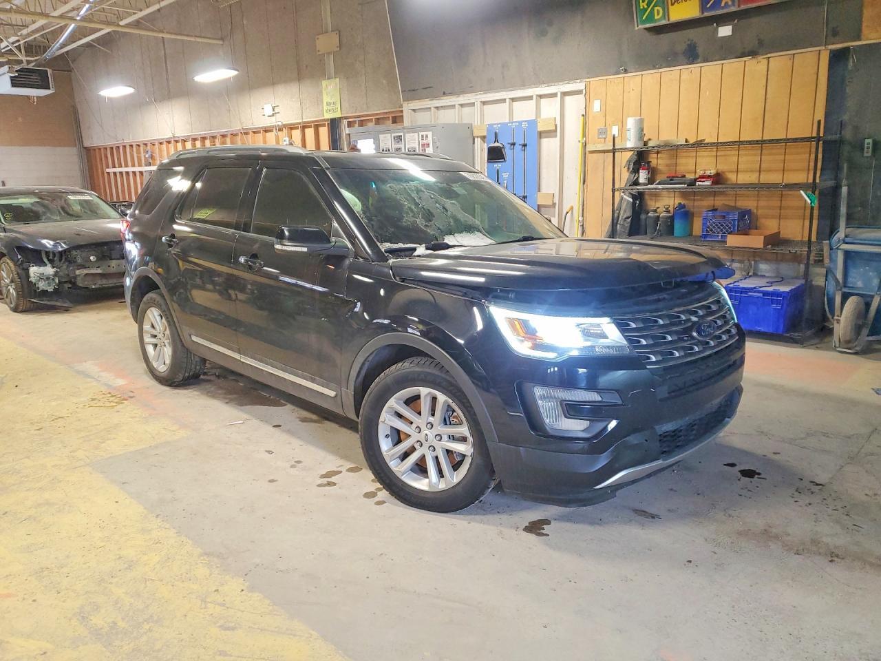 2016 Ford Explorer Xlt - Фото 4