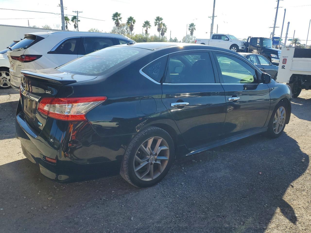 2013 Nissan Sentra S - Фото 3