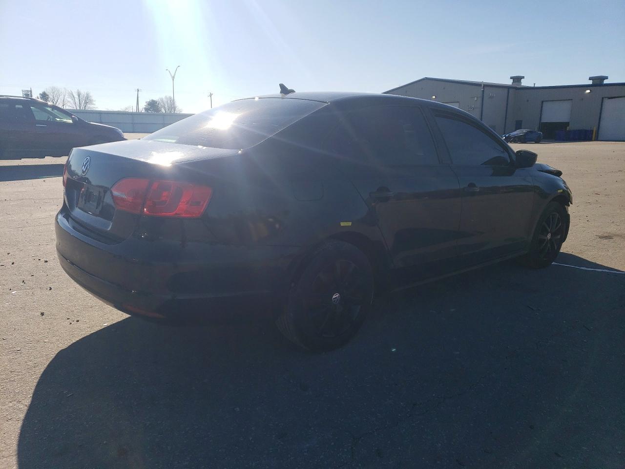 2014 Volkswagen Jetta Se - Image 3