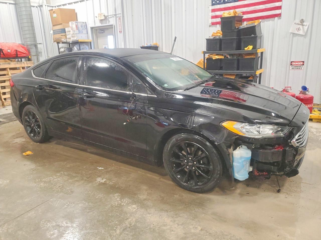 2017 Ford Fusion Se - Фото 4