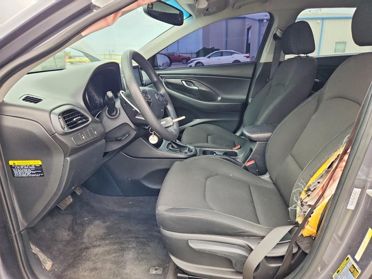 2019 Hyundai Elantra Gt - Image 7