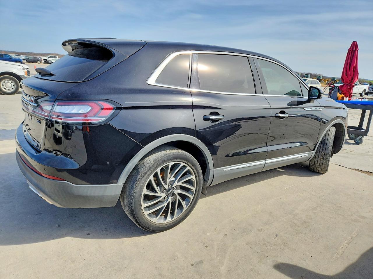 2019 Lincoln Nautilus Reserve - Фото 3