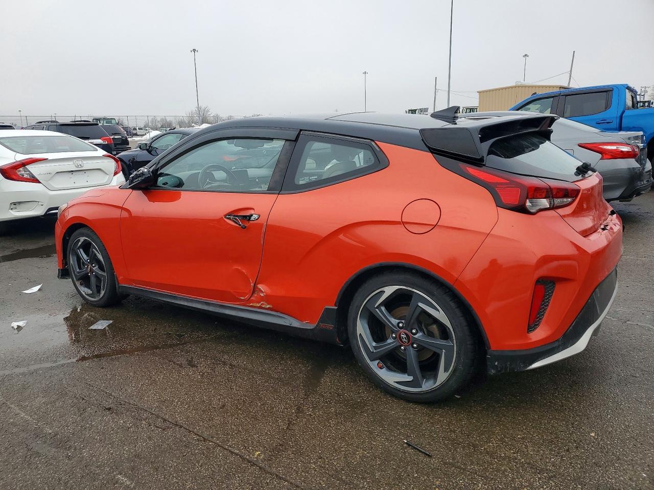 2019 Hyundai Veloster Turbo Ultimate - Фото 2
