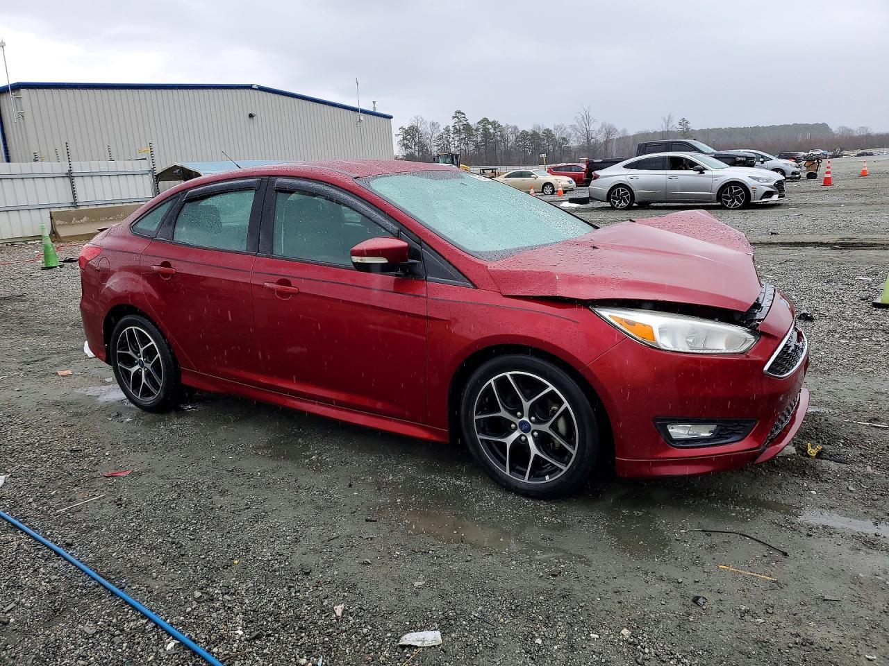 2016 Ford Focus Se - Фото 4