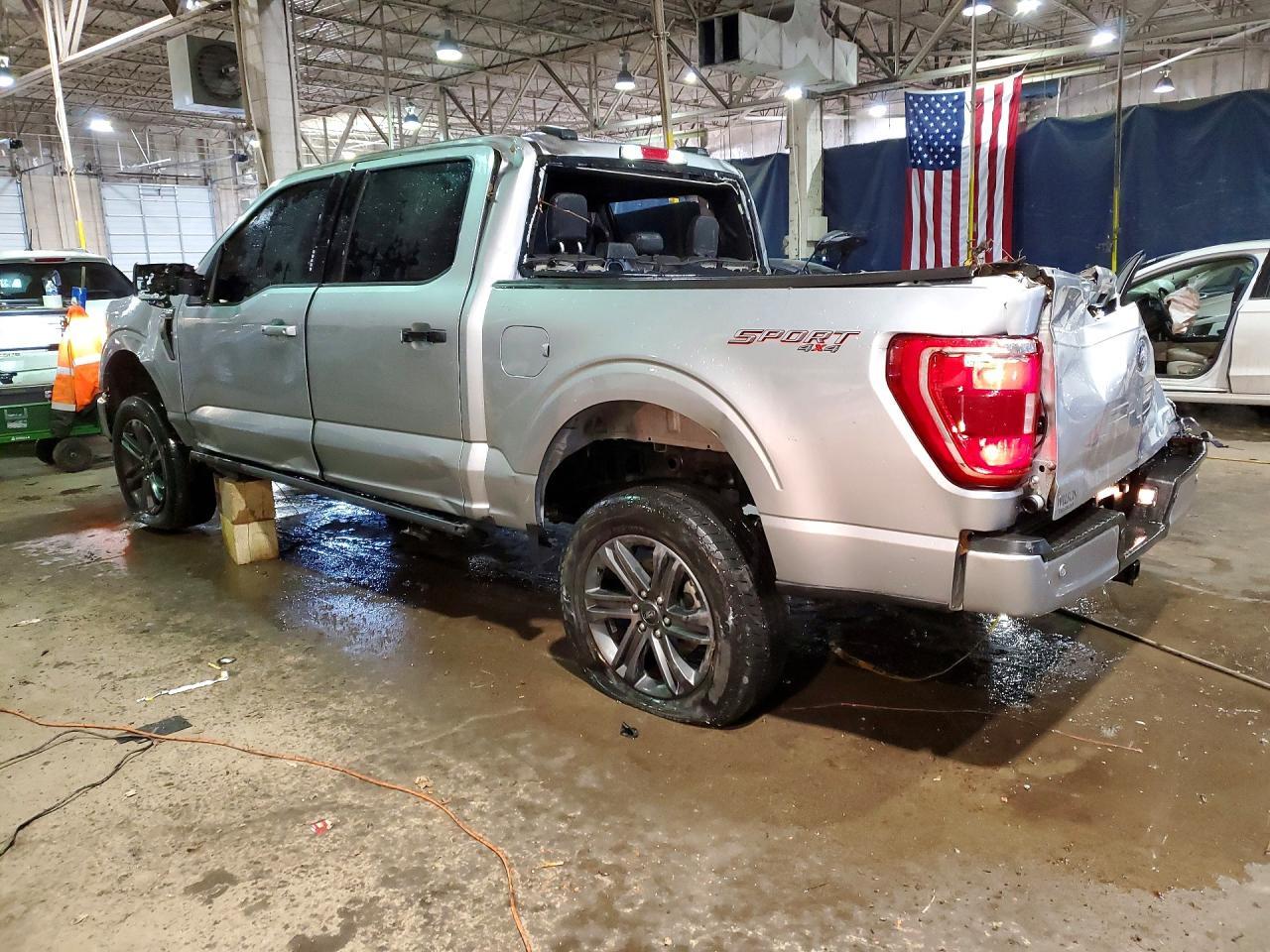 2023 Ford F150 Supercrew - Фото 2