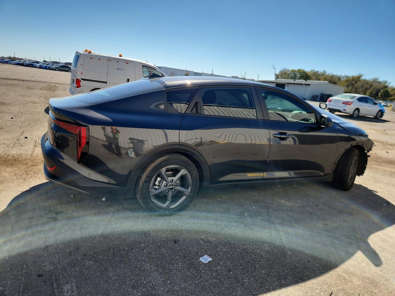 2025 Kia K4 Lxs - Image 3