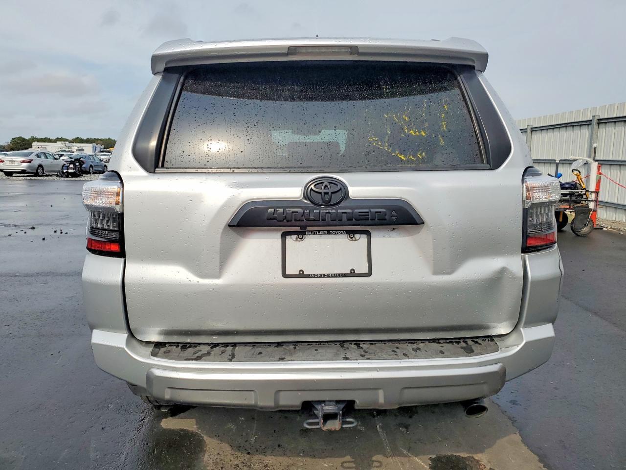 2022 Toyota 4Runner Sr5 Premium - Image 6