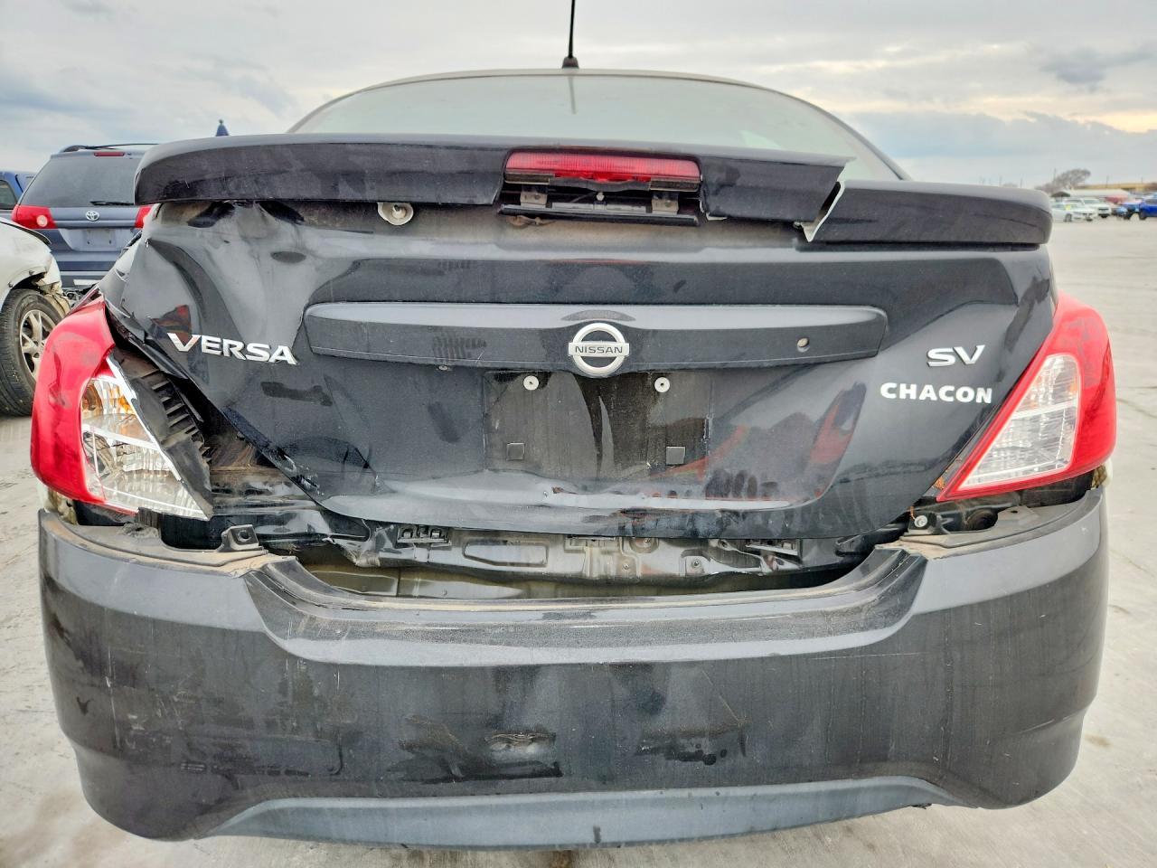 2019 Nissan Versa Sv - Image 6