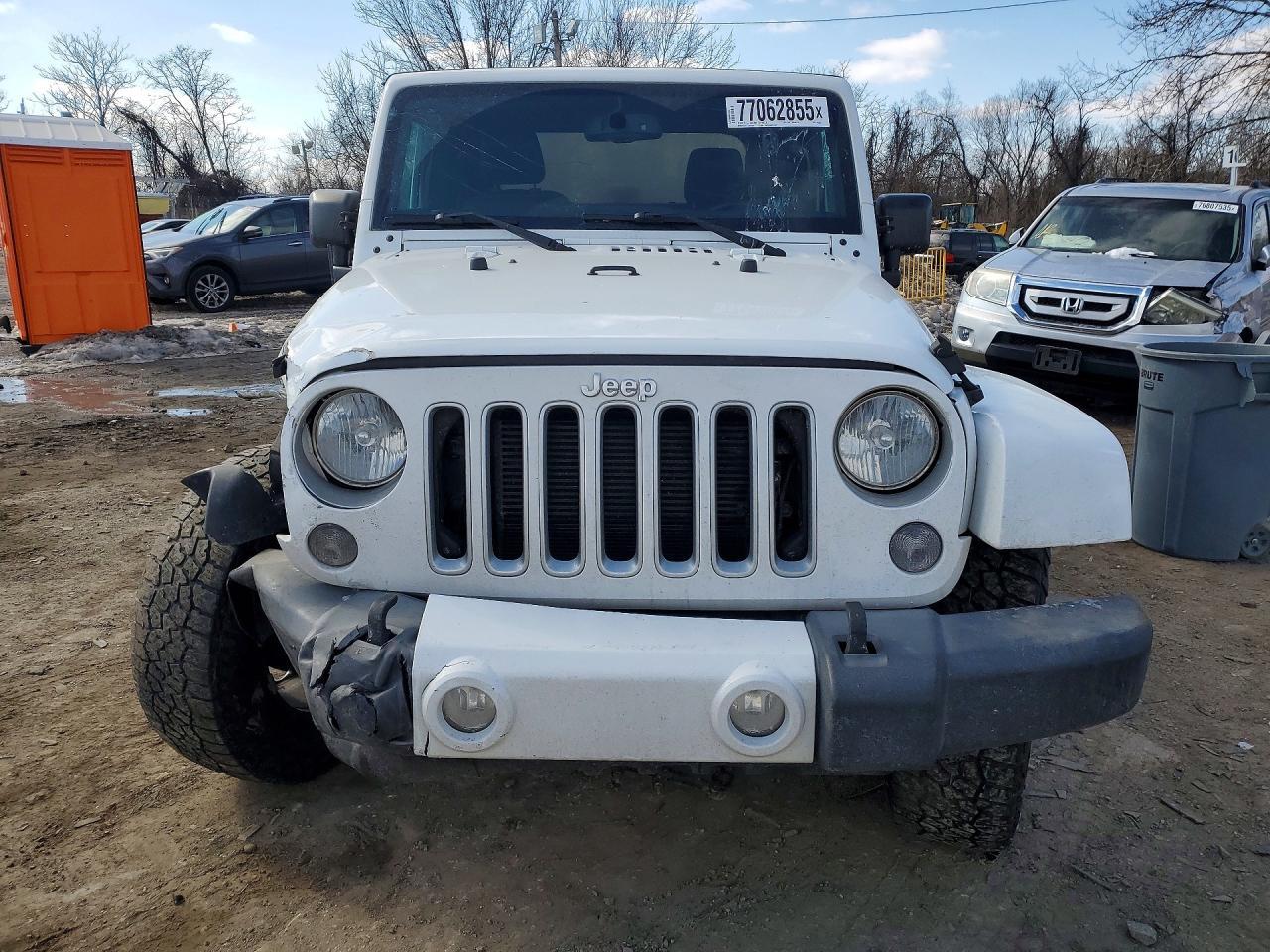 2016 Jeep Wrangler Sahara - Фото 5
