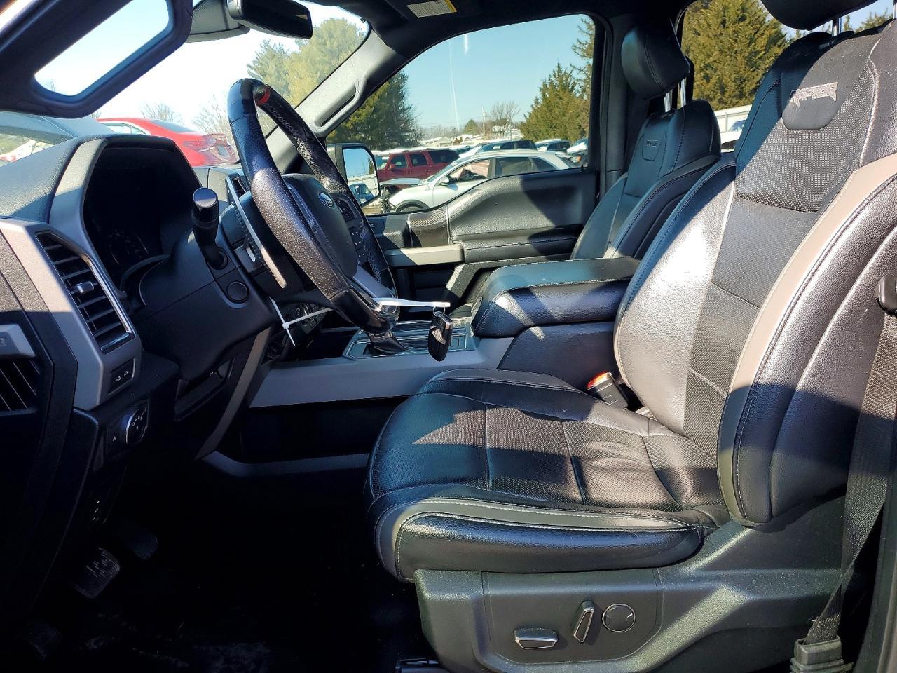 2018 Ford F150 Raptor - Фото 7