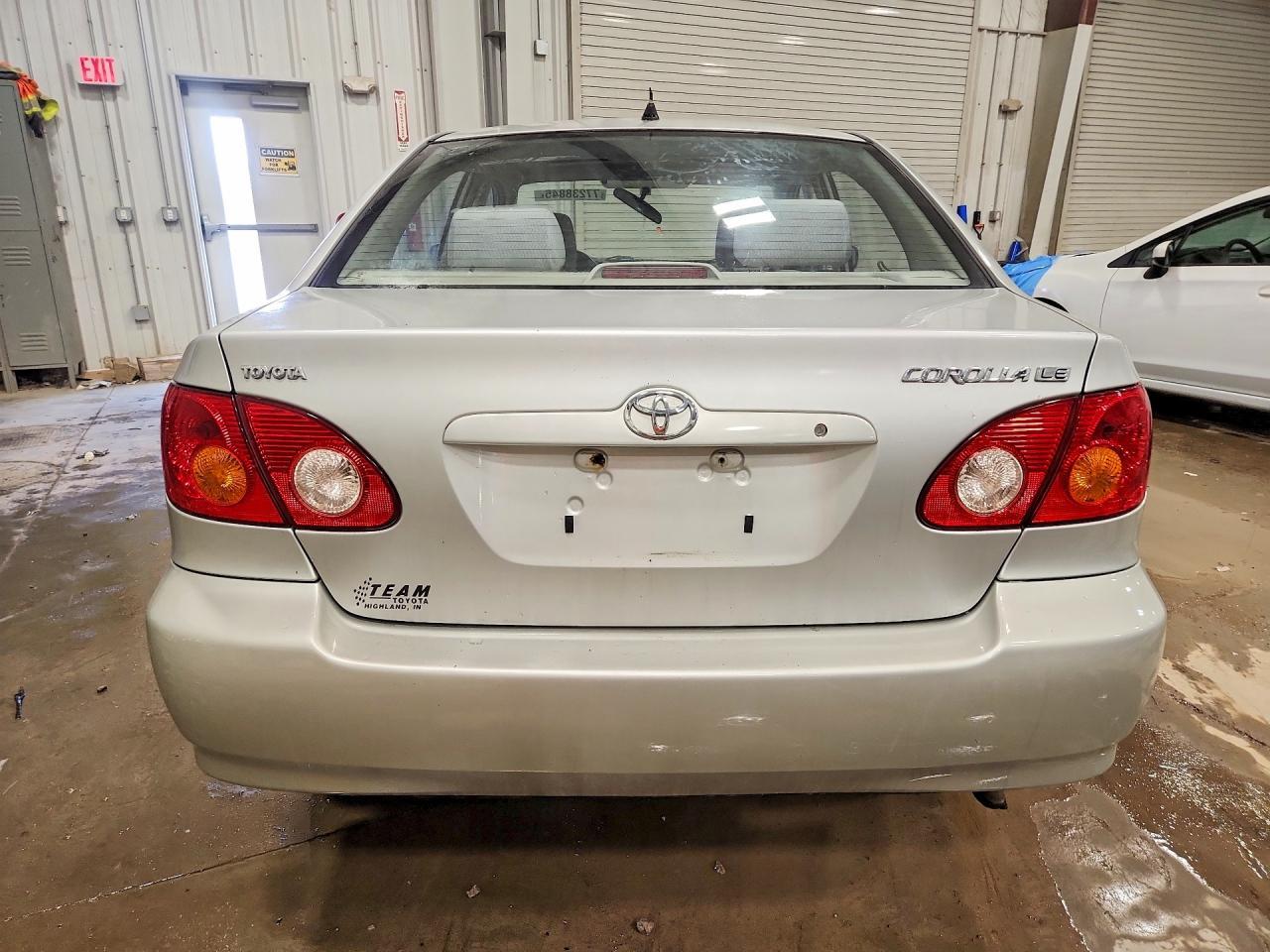 2003 Toyota Corolla Le - Image 6