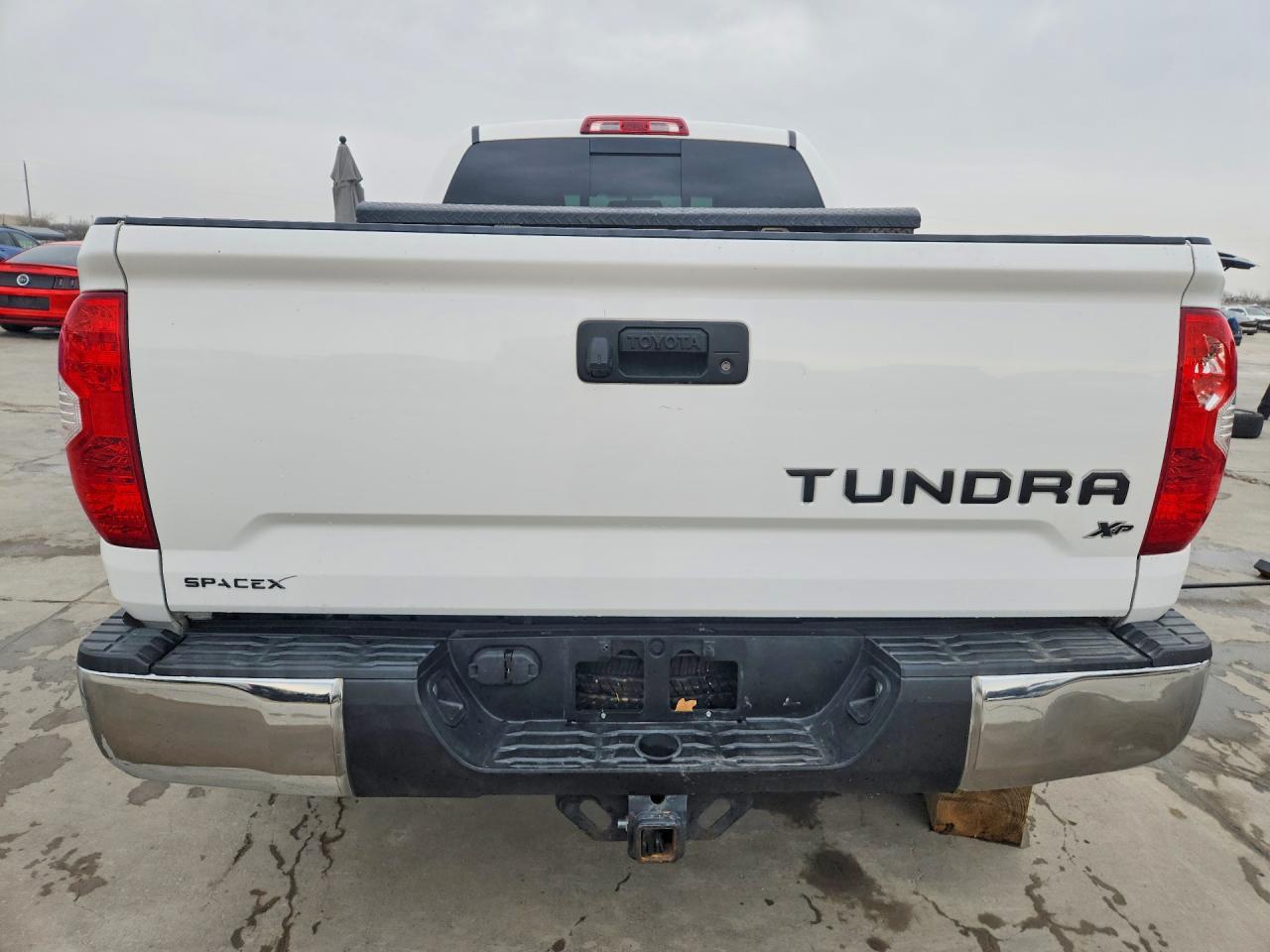 2017 Toyota Tundra Sr5 - Image 6