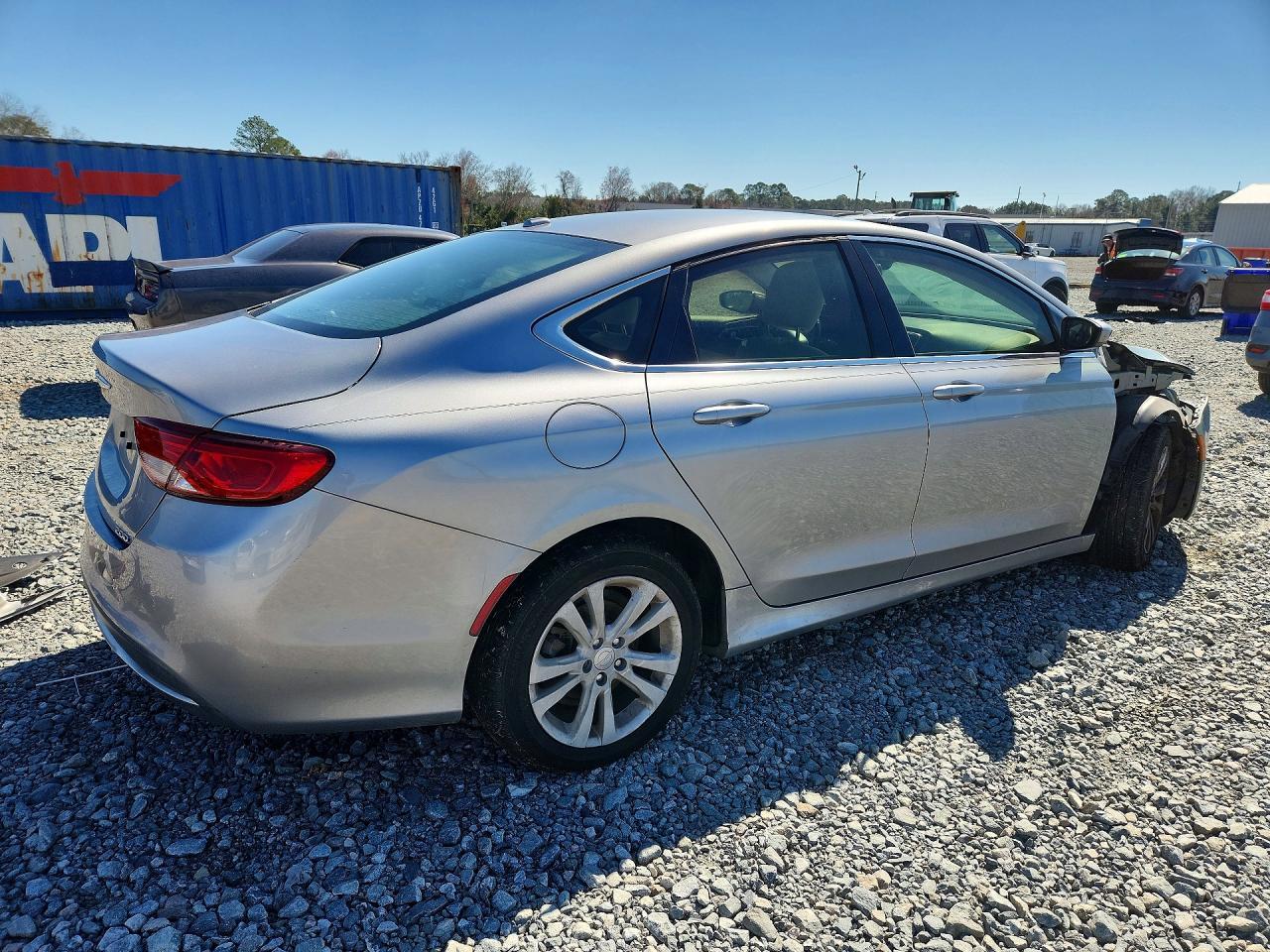2016 Chrysler 200 Limited - Фото 3