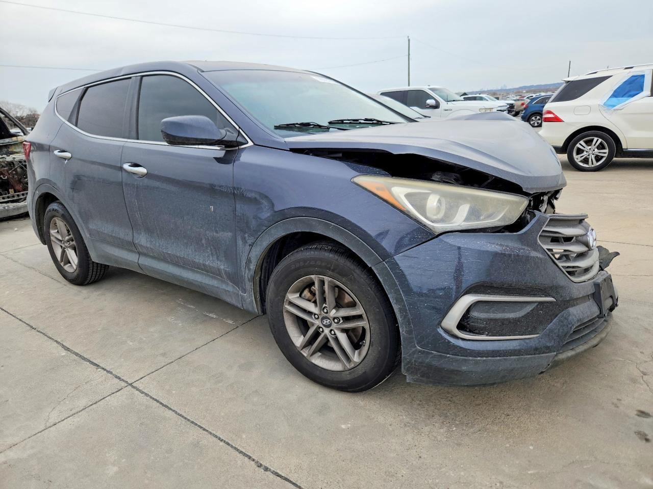 2017 Hyundai Santa Fe Sport 2.4L - Фото 4