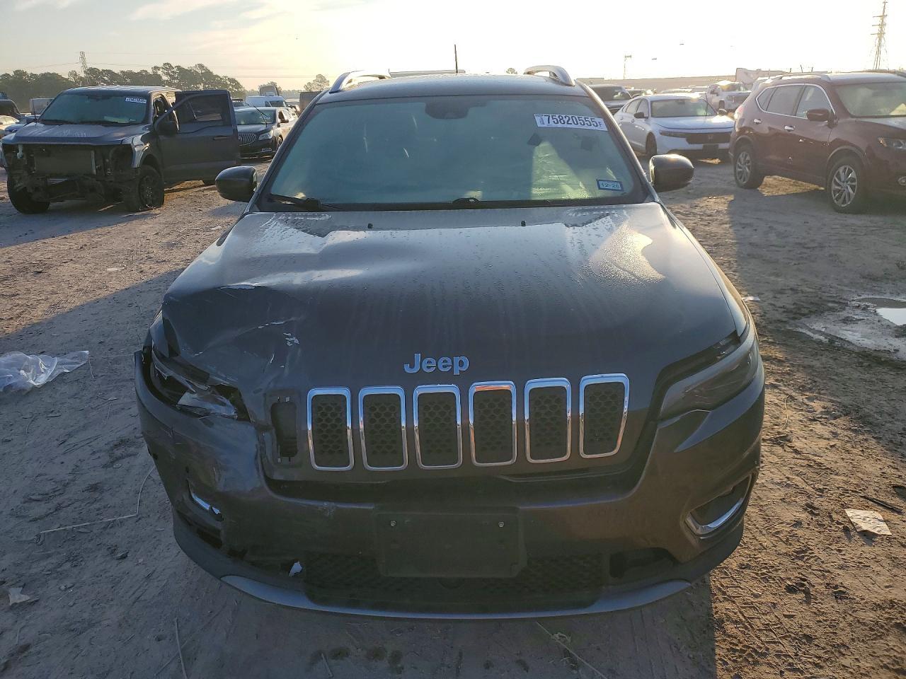 2020 Jeep Cherokee Limited - Image 5