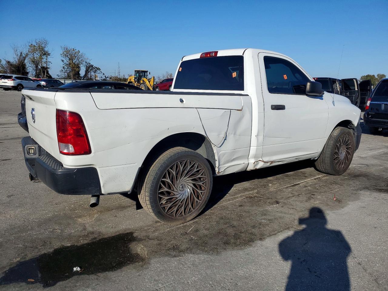 2014 Ram 1500 St - Фото 3