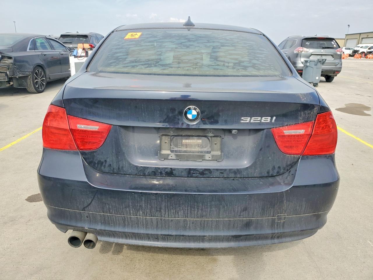 2009 BMW 328 I - Image 6