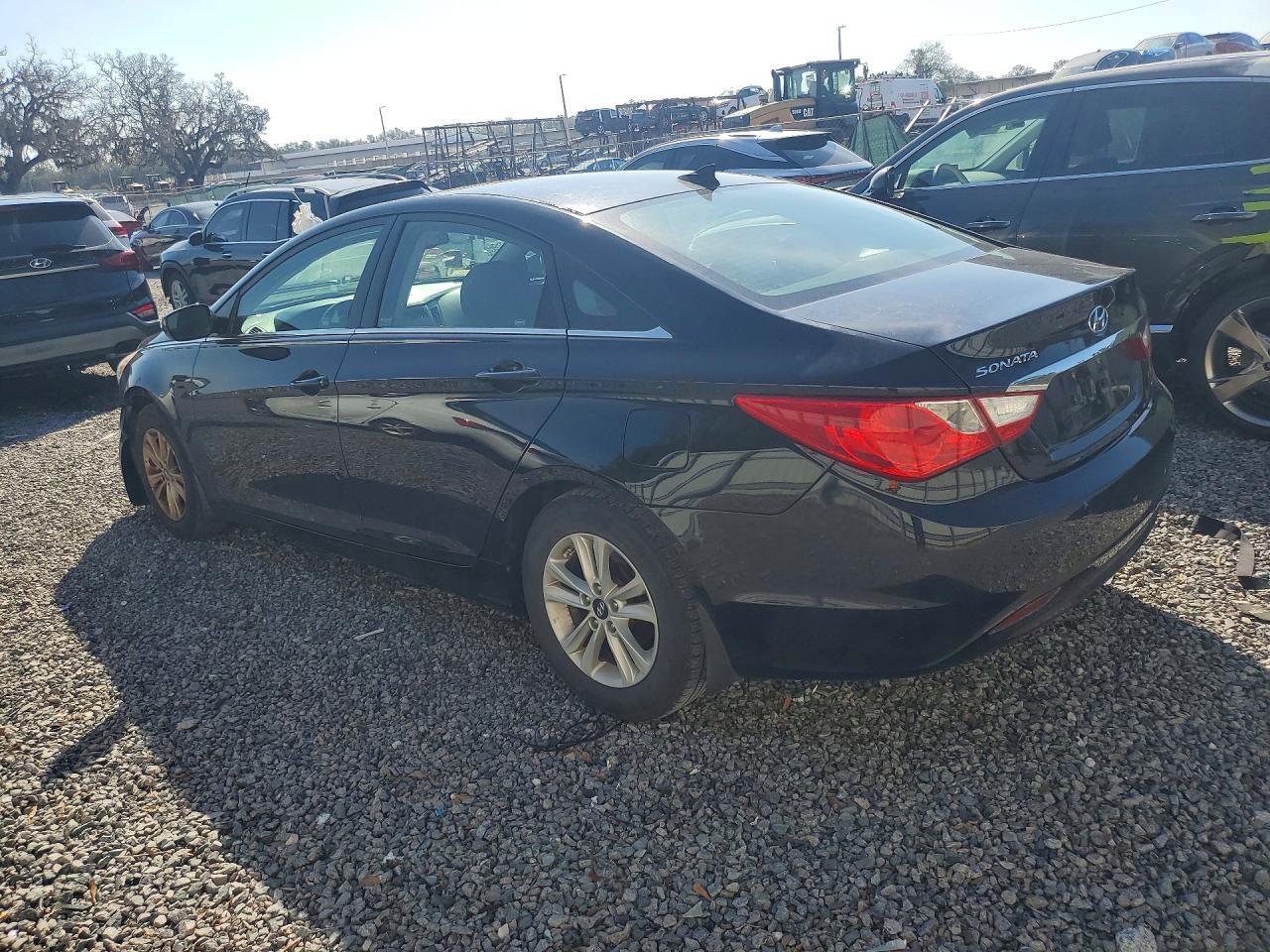 2013 Hyundai Sonata Gls - Фото 2
