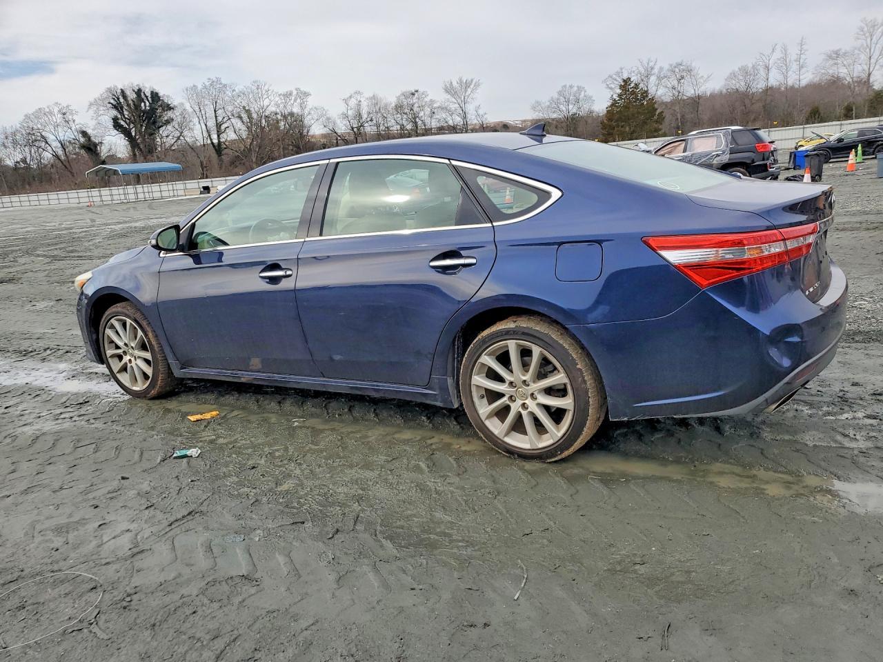 2013 Toyota Avalon Base - Фото 2