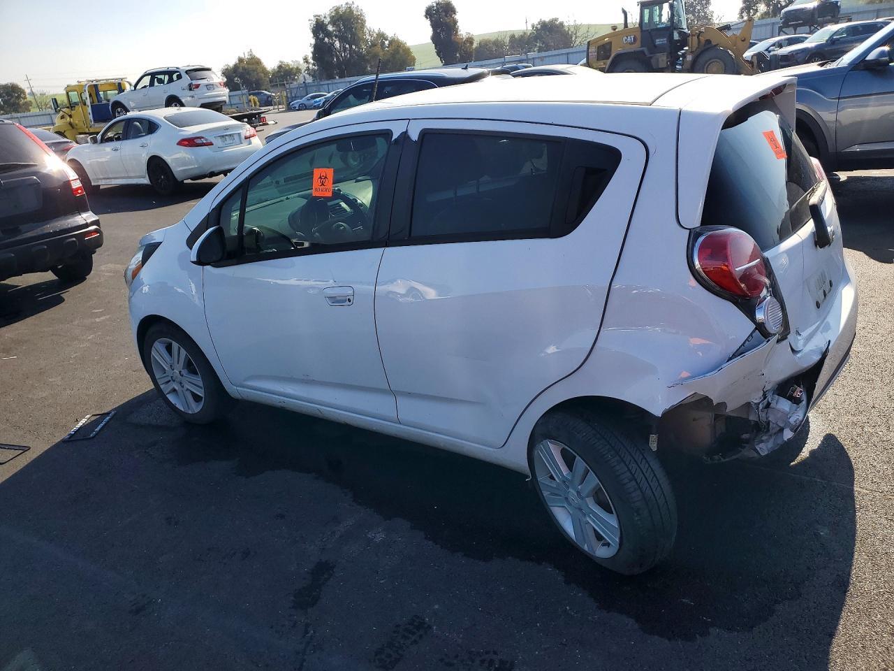 2014 Chevrolet Spark Ls - Фото 2