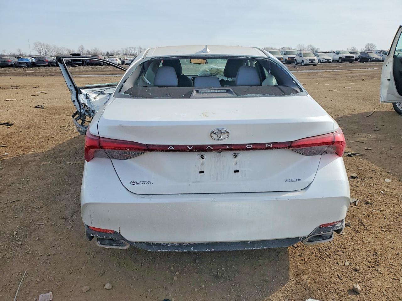 2020 Toyota Avalon Xle - Фото 6