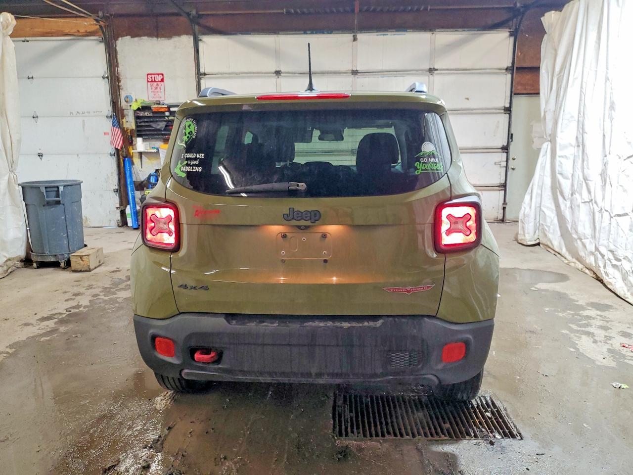 2015 Jeep Renegade Trailhawk - Фото 6