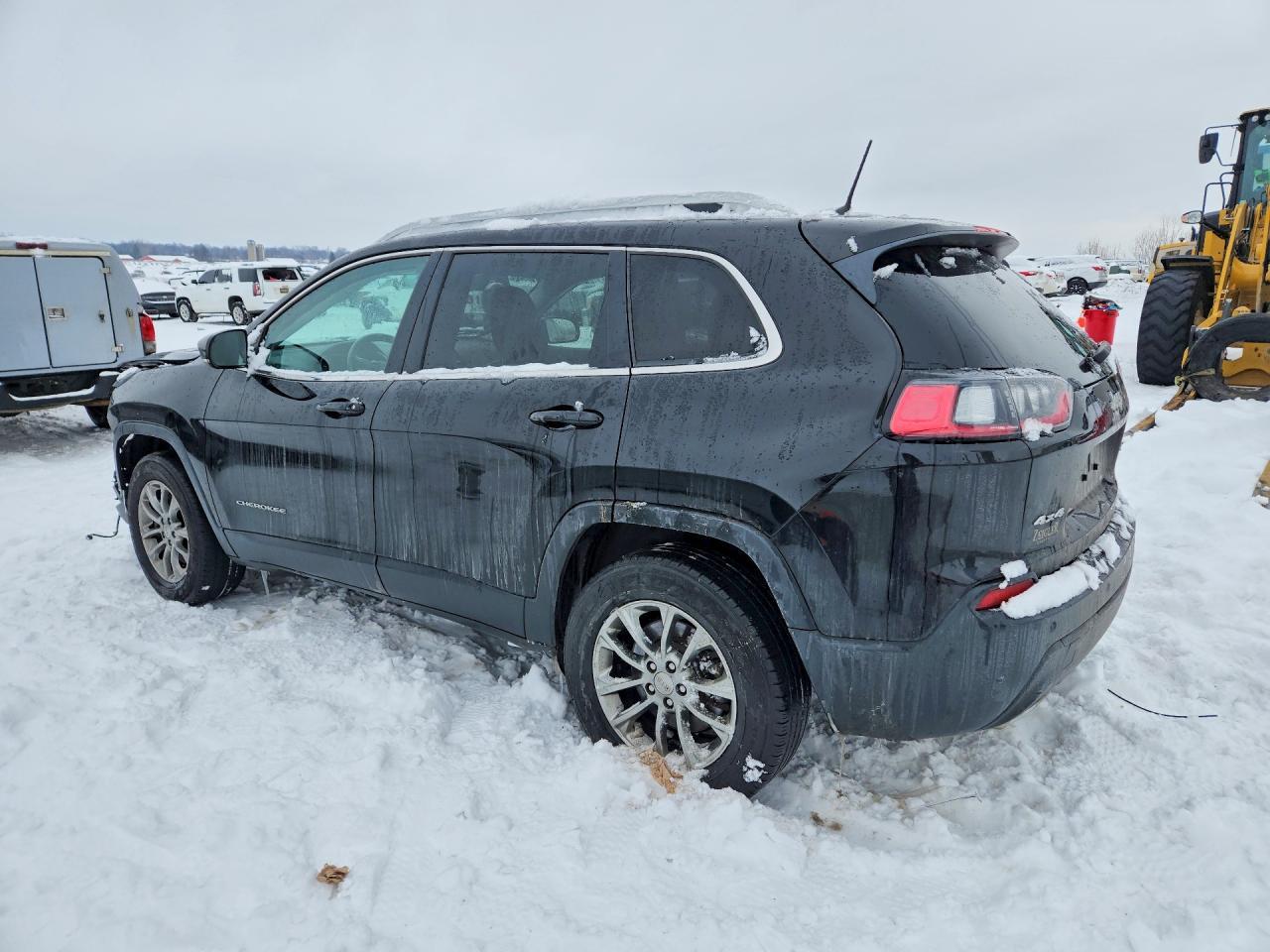 2019 Jeep Cherokee Latitude Plus - Image 2