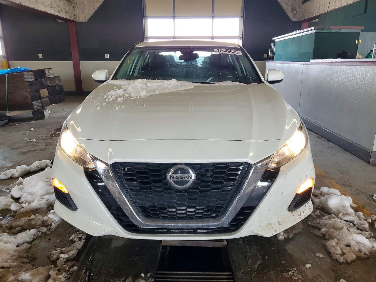 2021 Nissan Altima 2.5 S - Image 5