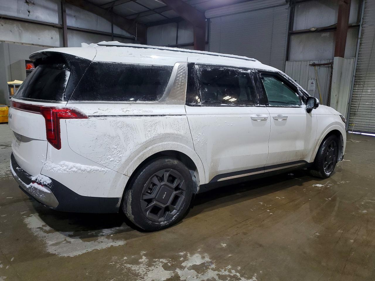 2025 Kia Carnival Sx - Фото 3
