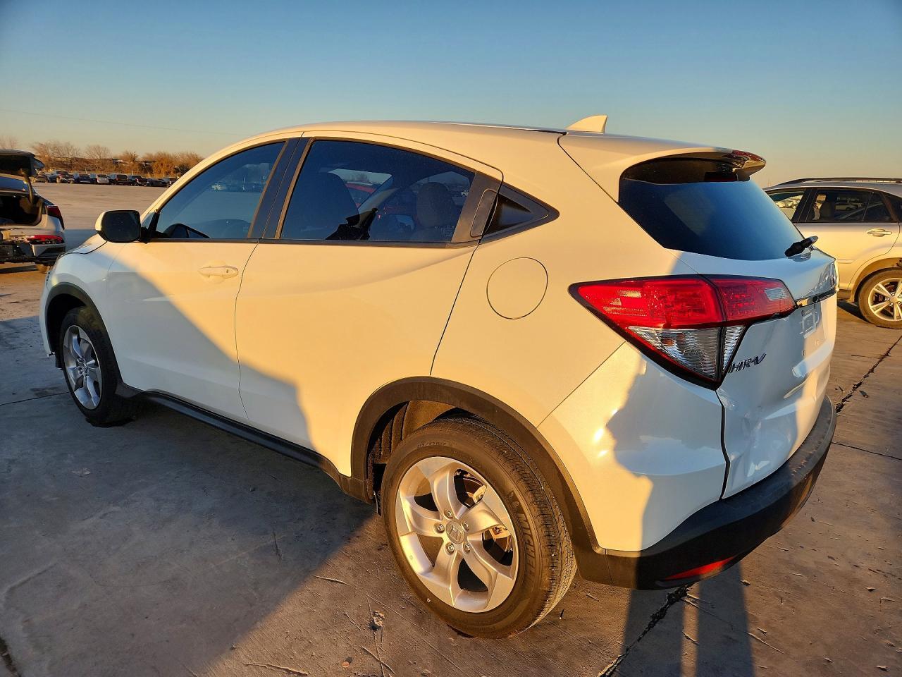 2019 Honda Hr-V Lx - Image 2