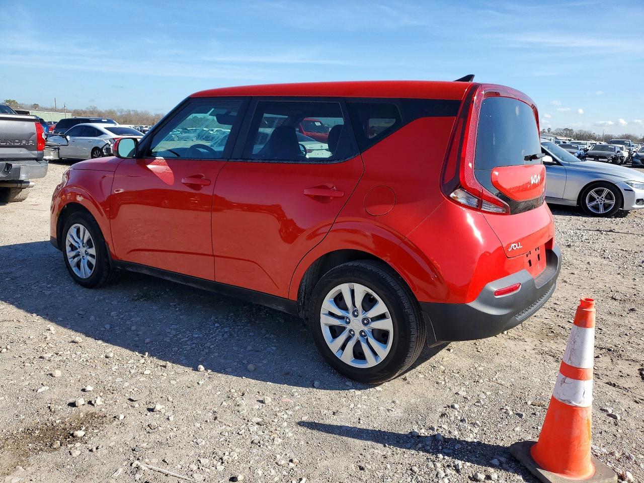 2022 Kia Soul Lx - Image 2