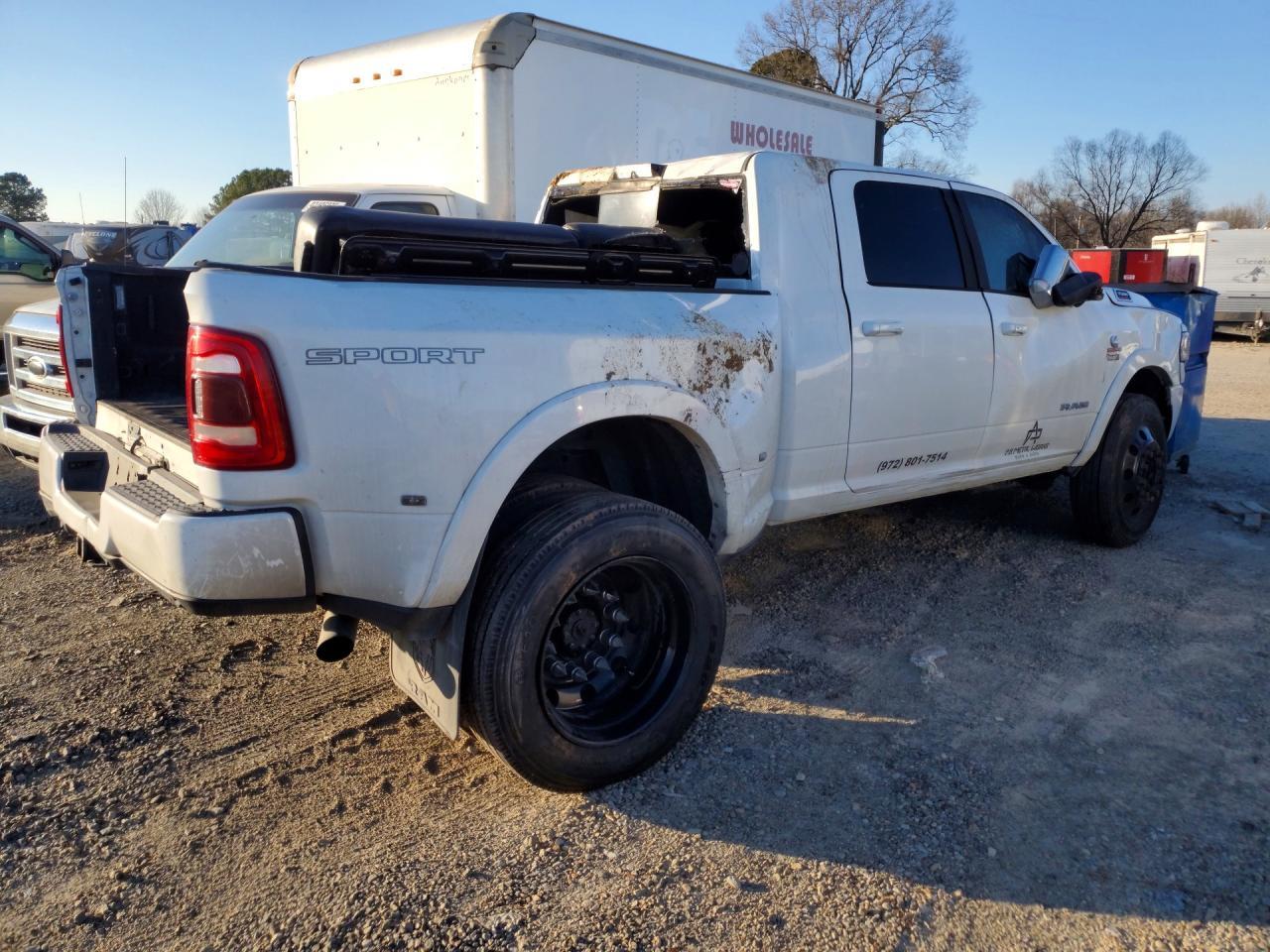 2019 Ram Trucks 3500 Laramie - Фото 3