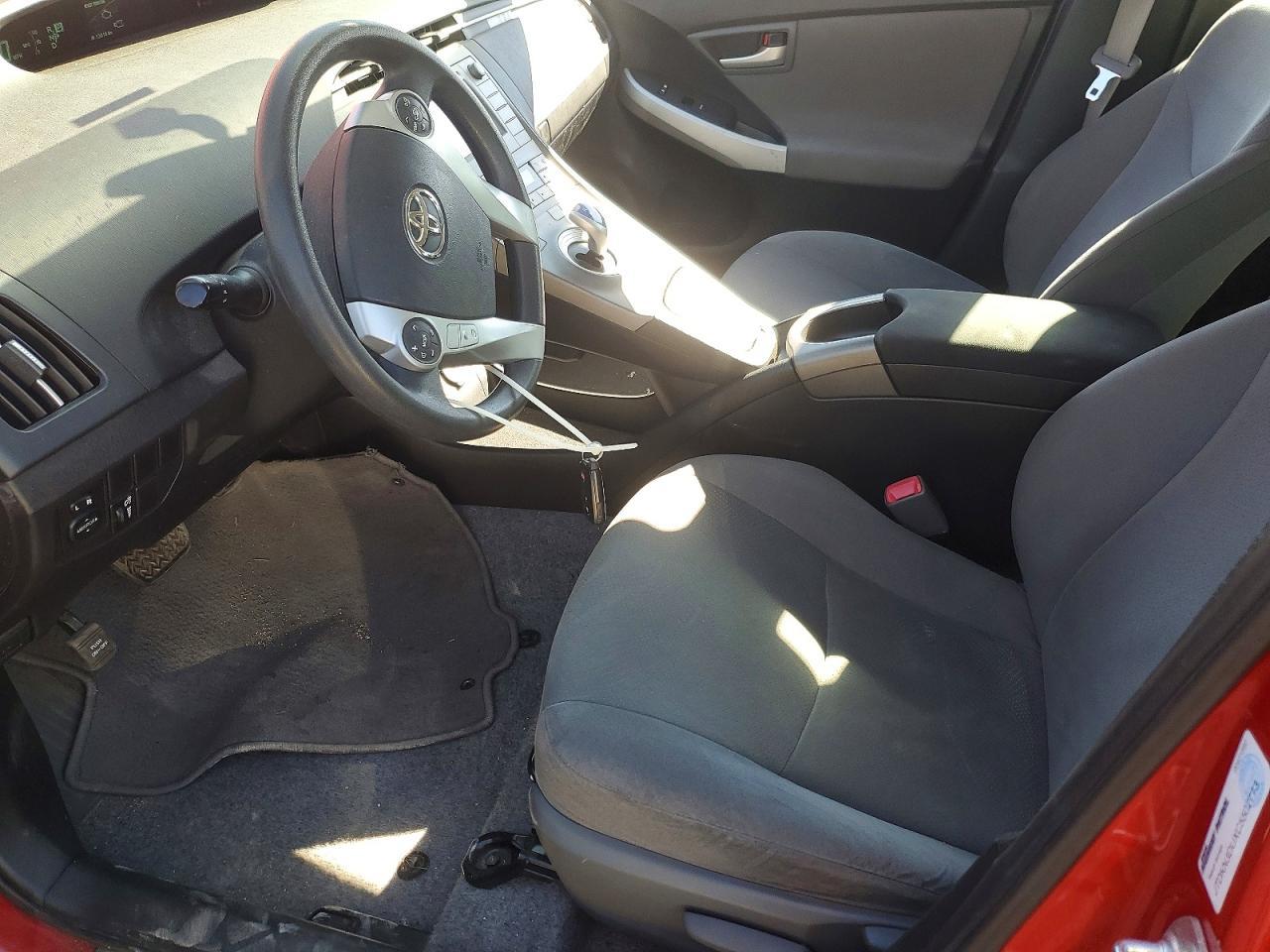 2012 Toyota Prius - Фото 7