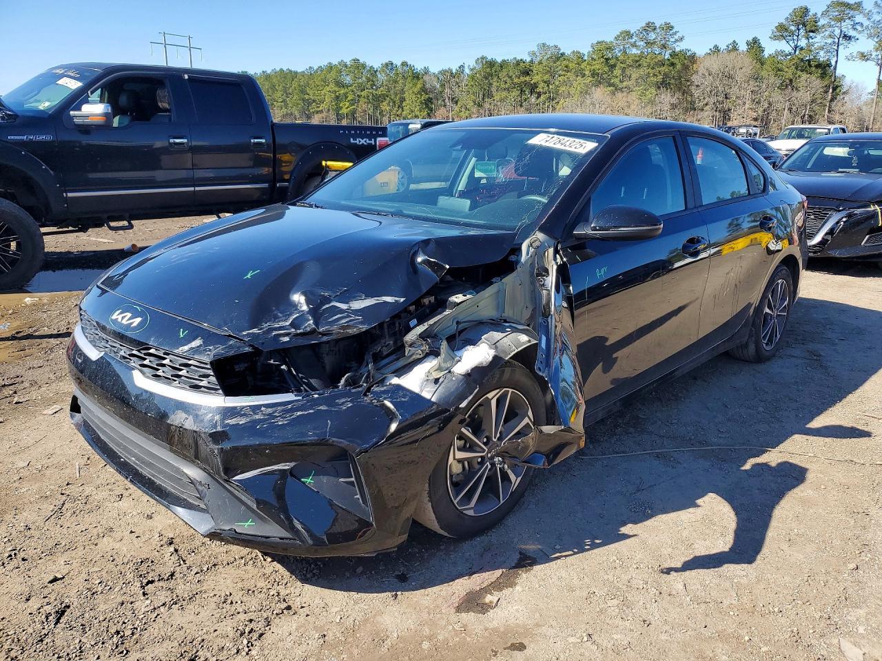 2024 Kia Forte Lxs