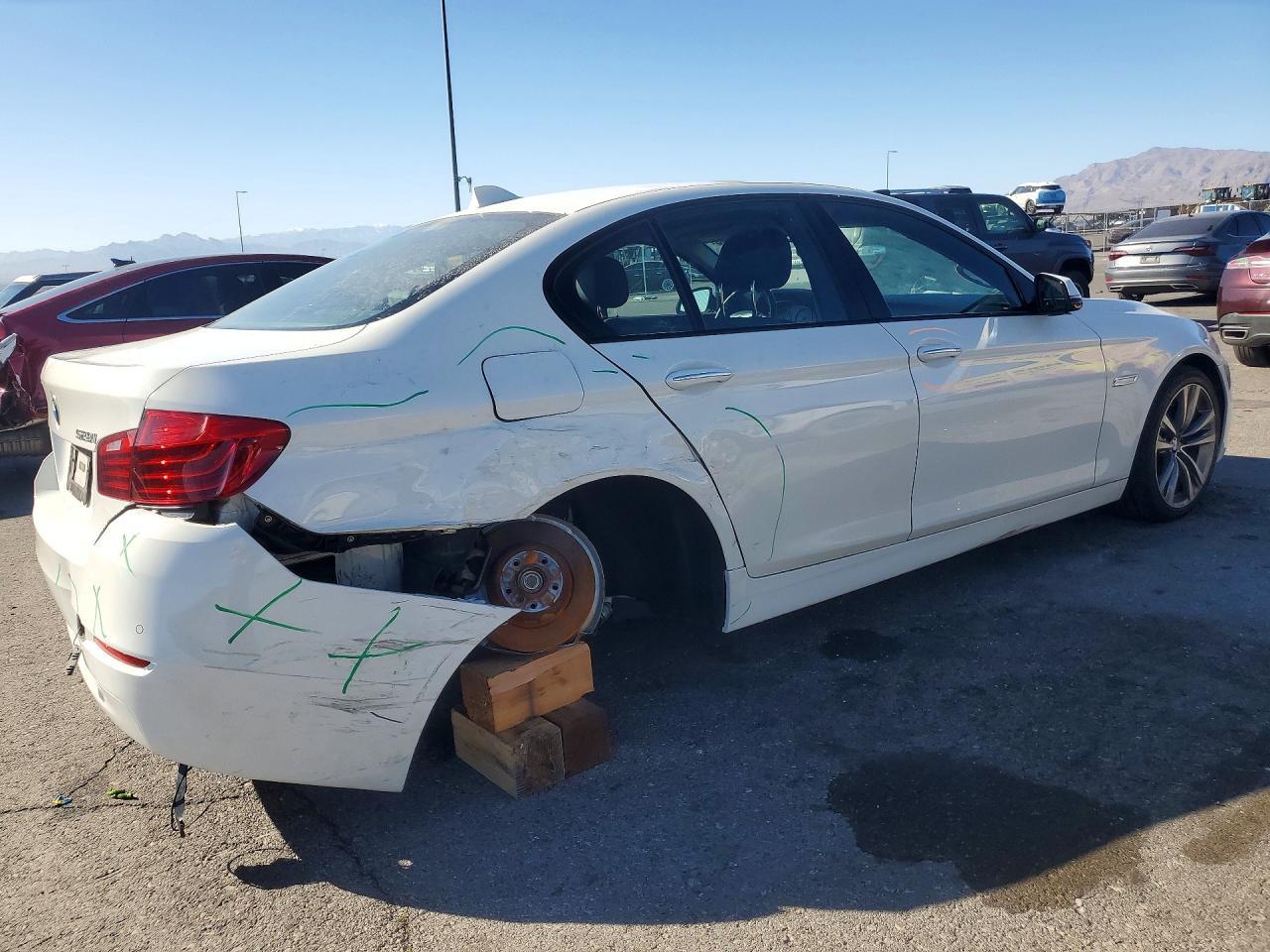 2016 BMW 528 I - Image 3